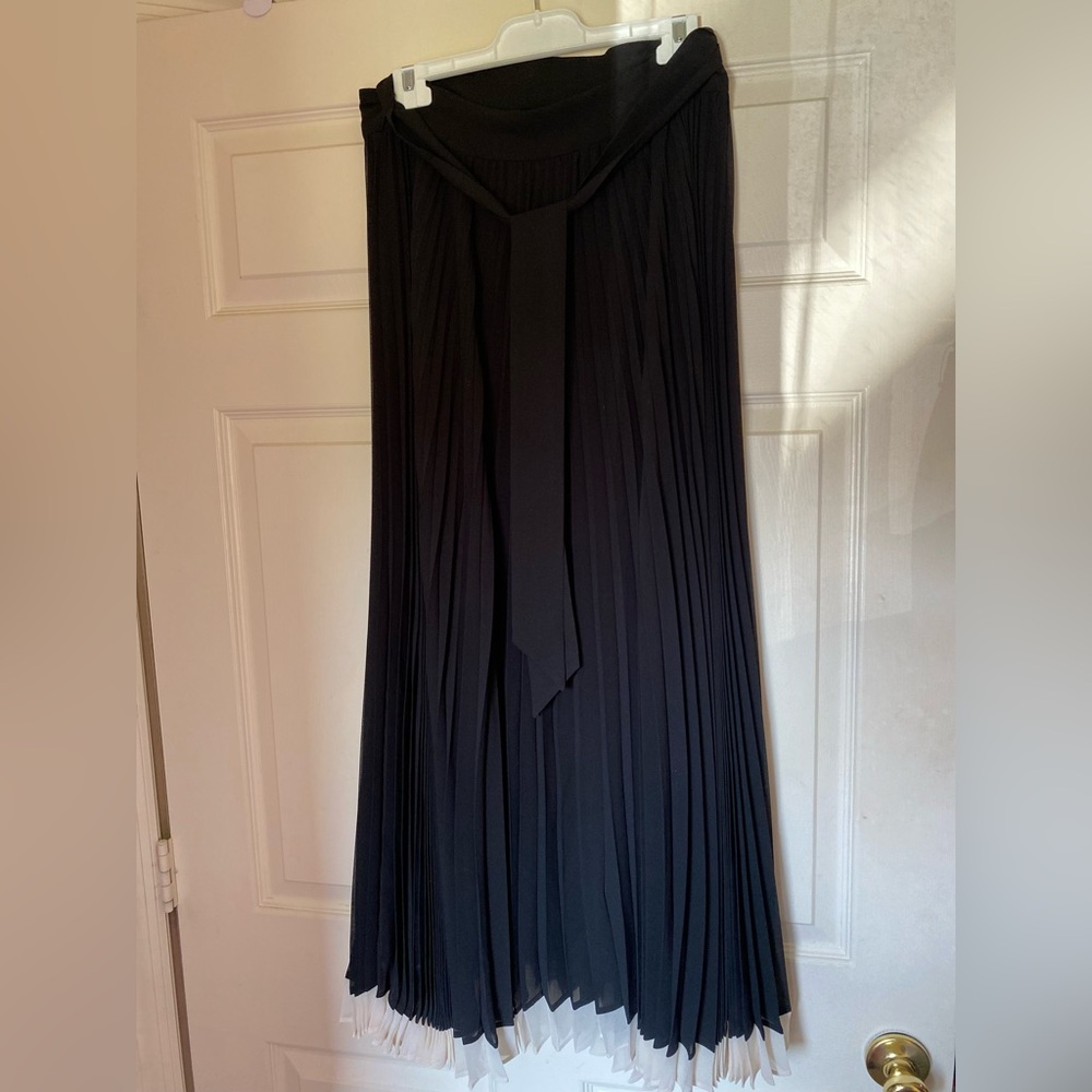 Maxi black skirt